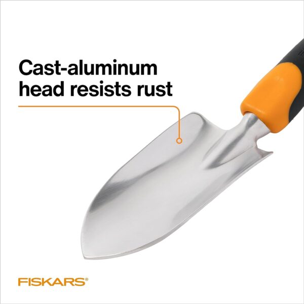 Fiskars Trowel - Heavy Duty Gardening Hand Tool with Hang Hole - For Digging and Planting - Rust Resistant Cast Aluminum - Ergonomic Handle and Comfort Grip - Gardening Tools for Yard - Image 3