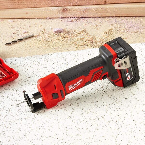 MILWAUKEE'S 2627-20 M18 18-Volt Lithium-Ion Cordless Cut Out Tool Bare Tool - Image 2